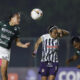 Juana Sofía Ortegón (i) del Deportivo Cali disputa el balón con Tifani Keilin Molina de Alianza Lima. EFE/ Juan Pablo Pino