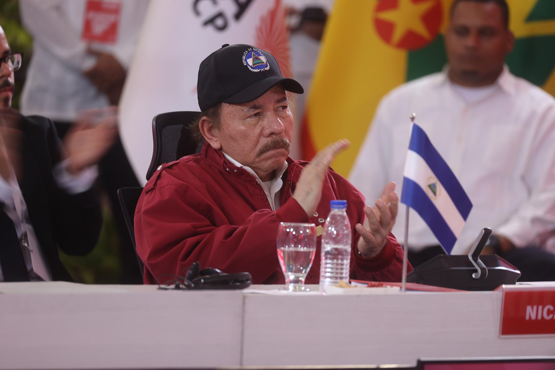 Fotografía de archivo del presidente de Nicaragua, Daniel Ortega, en la Cumbre ALBA el 24 de abril de 2024 en el Palacio de Miraflores, en Caracas (Venezuela). EFE/ Miguel Gutiérrez