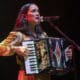 Foto de archivo de la cantante mexicana Julieta Venegas. EFE/Marcial Guillén