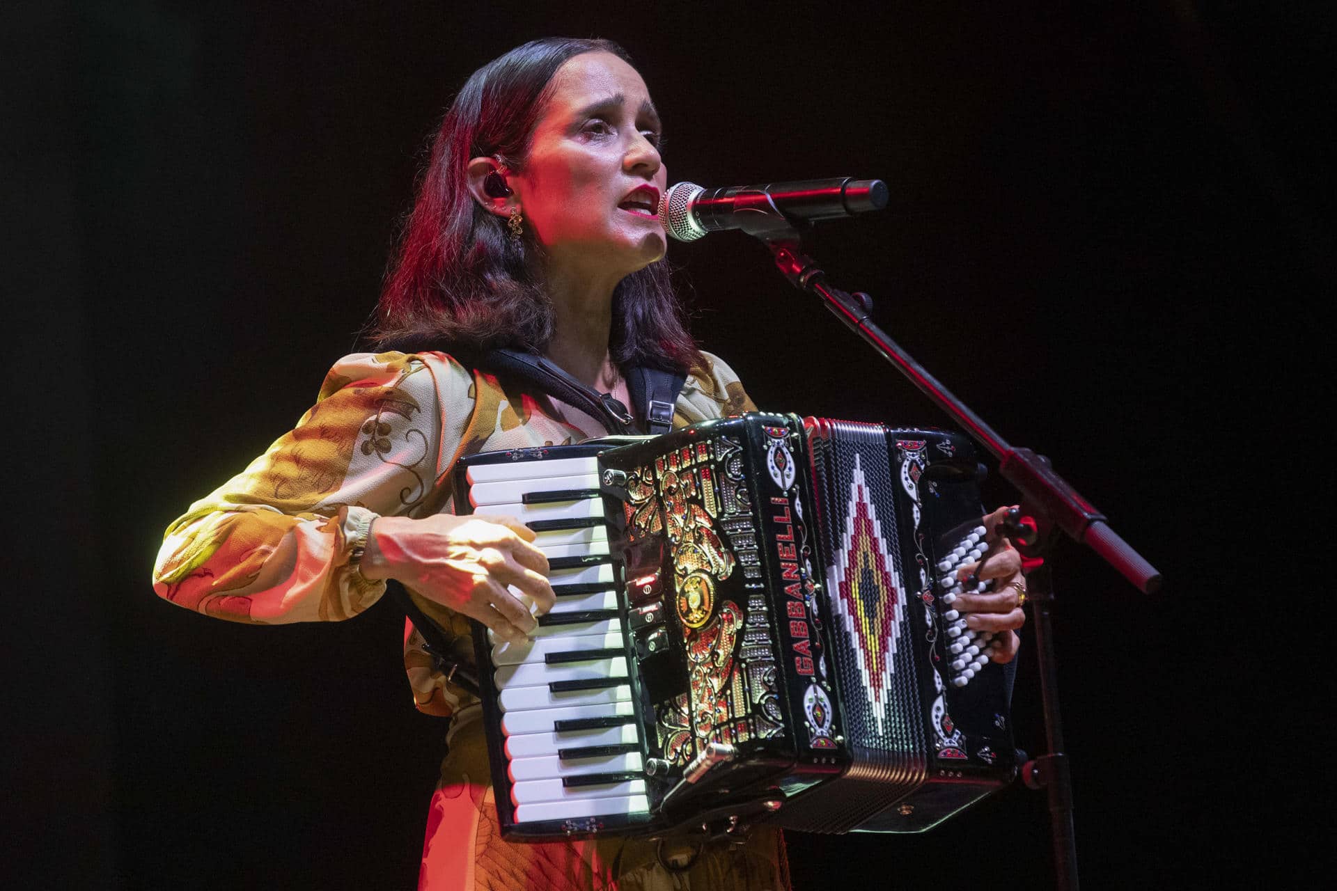 Foto de archivo de la cantante mexicana Julieta Venegas. EFE/Marcial Guillén