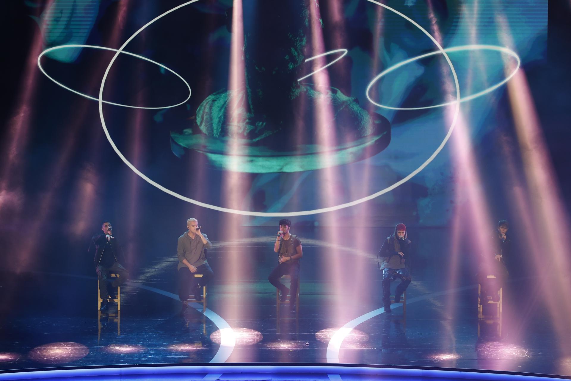 Fotografía de archivo de la banda La Ley durante la entrega de los premios Las Lunas del Auditorio 2019, en el Auditorio Nacional de Ciudad de México (México). EFE/ José Méndez