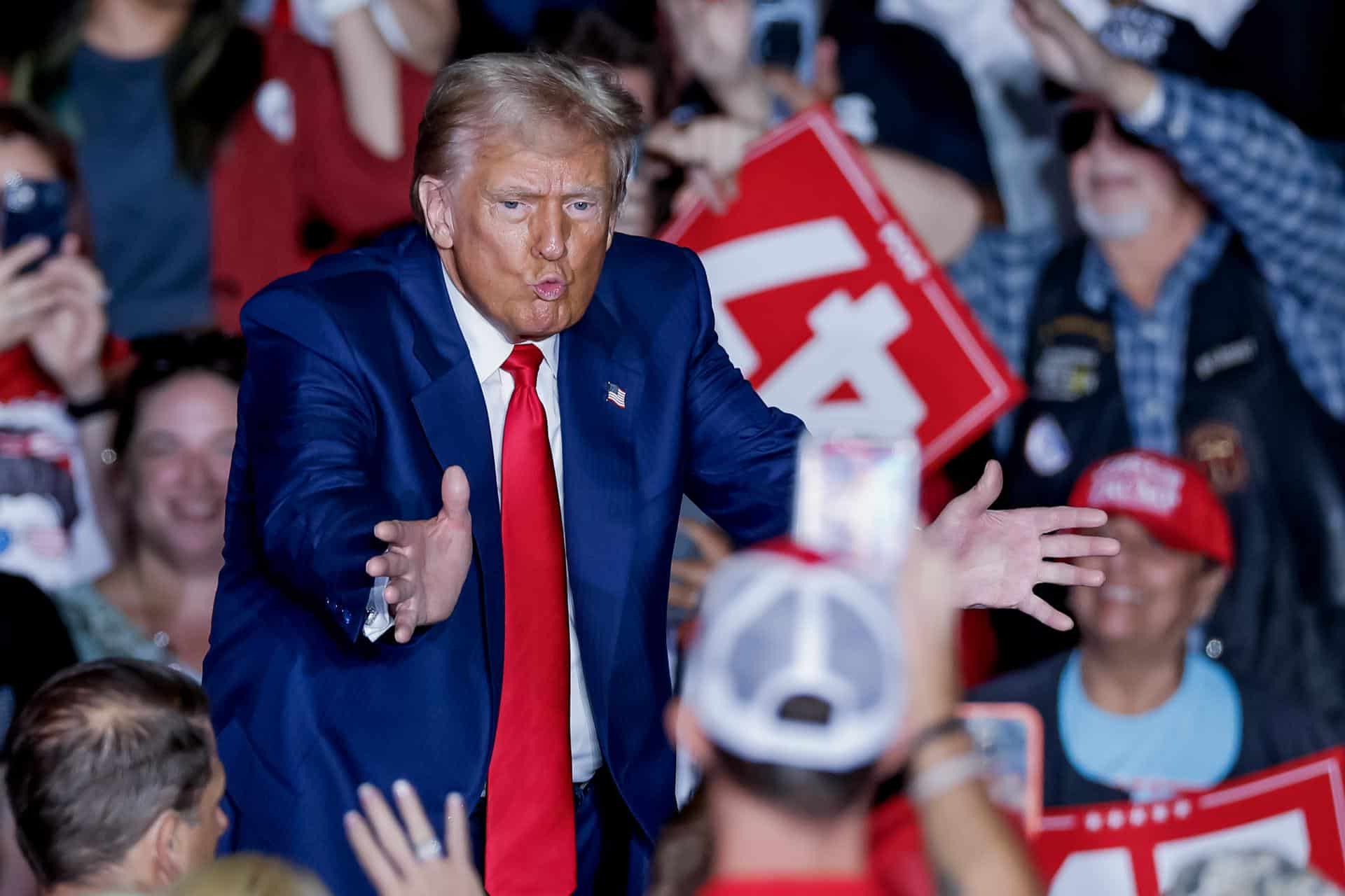 Fotografía de archivo del candidator republicano a la Casa Blanca, el expresidente Donald Trump. EFE/ERIK S. LESSER