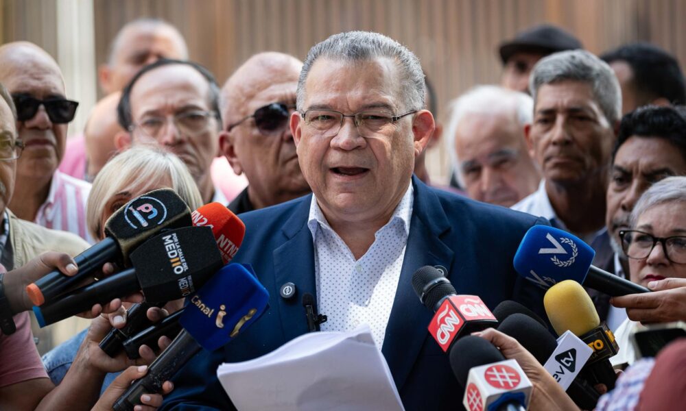 Fotografía de archivo del excandidato presidencial Enrique Márquez, quien solicitó al Supremo de Venezuela la revisión constitucional de la sentencia que convalidó la controvertida reelección de Nicolás Maduro en las elecciones del 28 de julio. EFE/ Ronald Peña R.