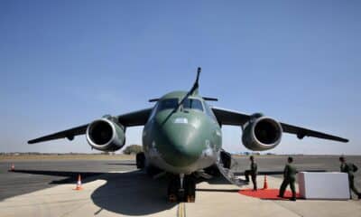 Fotografía de archivo de unavión de transporte militar a reacción, bimotor y de tamaño mediano, C-390 Millennium del fabricante aeroespacial brasileño Embraer. EFE/JAGADEESH NV