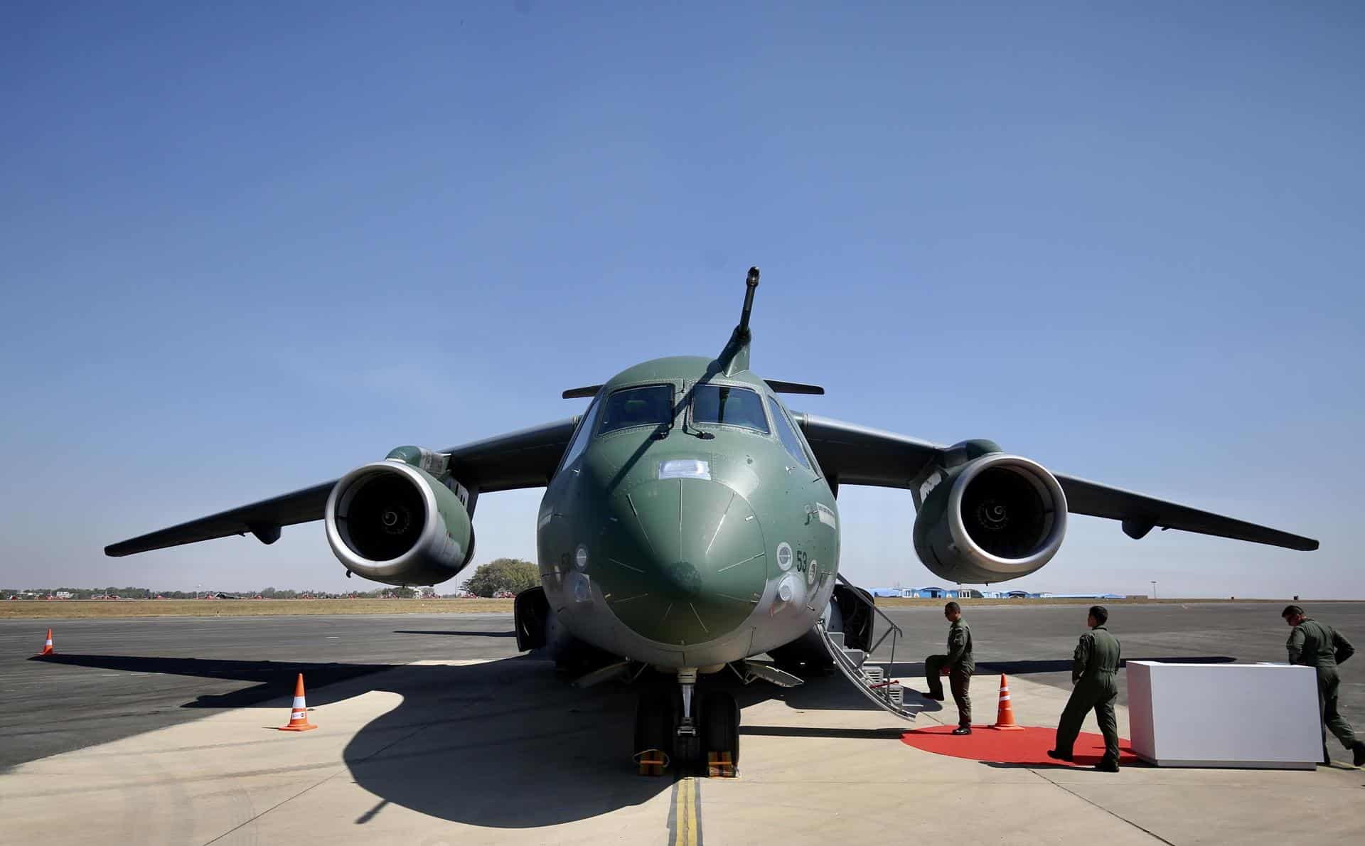 Fotografía de archivo de unavión de transporte militar a reacción, bimotor y de tamaño mediano, C-390 Millennium del fabricante aeroespacial brasileño Embraer. EFE/JAGADEESH NV