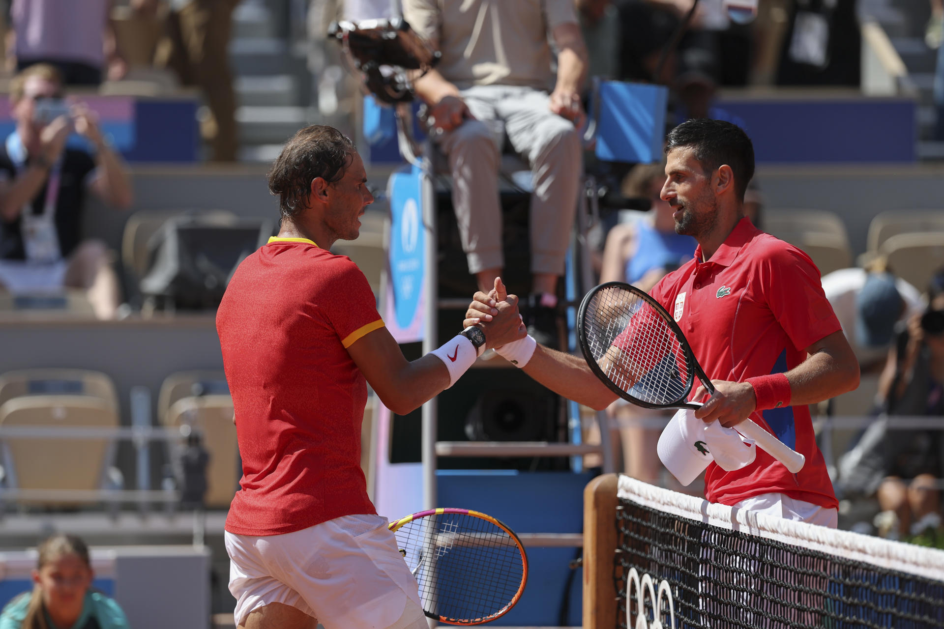 Nadal y Djokovic, en una foto der archivo en los pasados Juegos Olímpicos de París. EFE/ Juanjo Martín