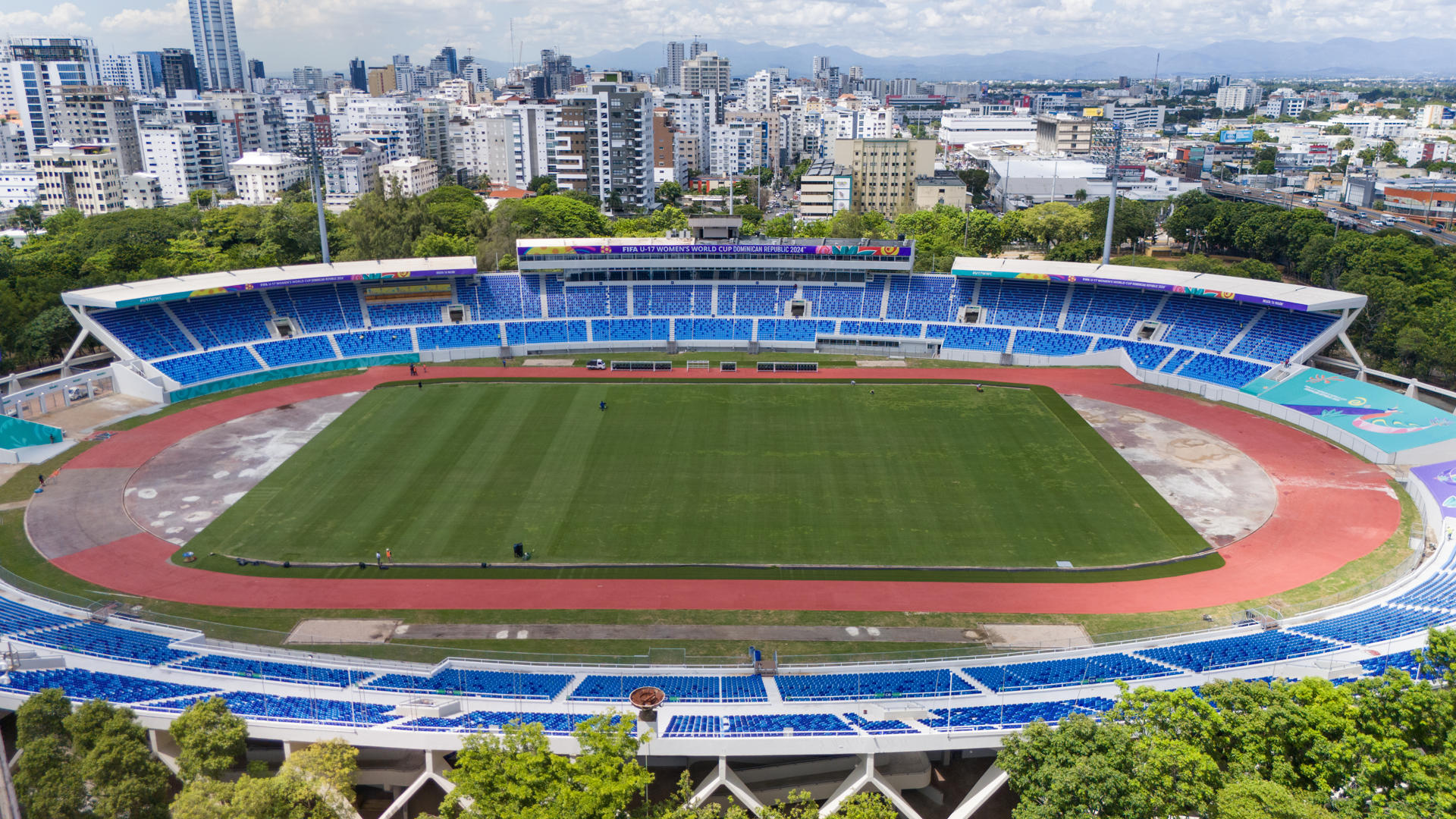 Fotografía aérea del estadio olímpico Félix Sánchez en Santo Domingo (República Dominicana). EFE/ Orlando Barría