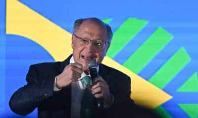 Fotografía de archivo del 7 de noviembre de 2023 del vicepresidente de Brasil, Geraldo Alckmin, durante la apertura de la sexta edición del llamado 'Brasil Investment Forum' (BIF), en BrasIlia (Brasil). EFE/Andre Borges