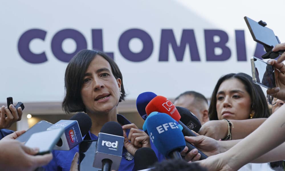 La ministra de Ambiente y Desarrollo Sostenible de Colombia, Susana Muhamad, da declaraciones luego de presentar el Plan de Acción de Biodiversidad durante la primera sesión de la COP16 este lunes, en Cali (Colombia). EFE/ Mauricio Dueñas Castañeda