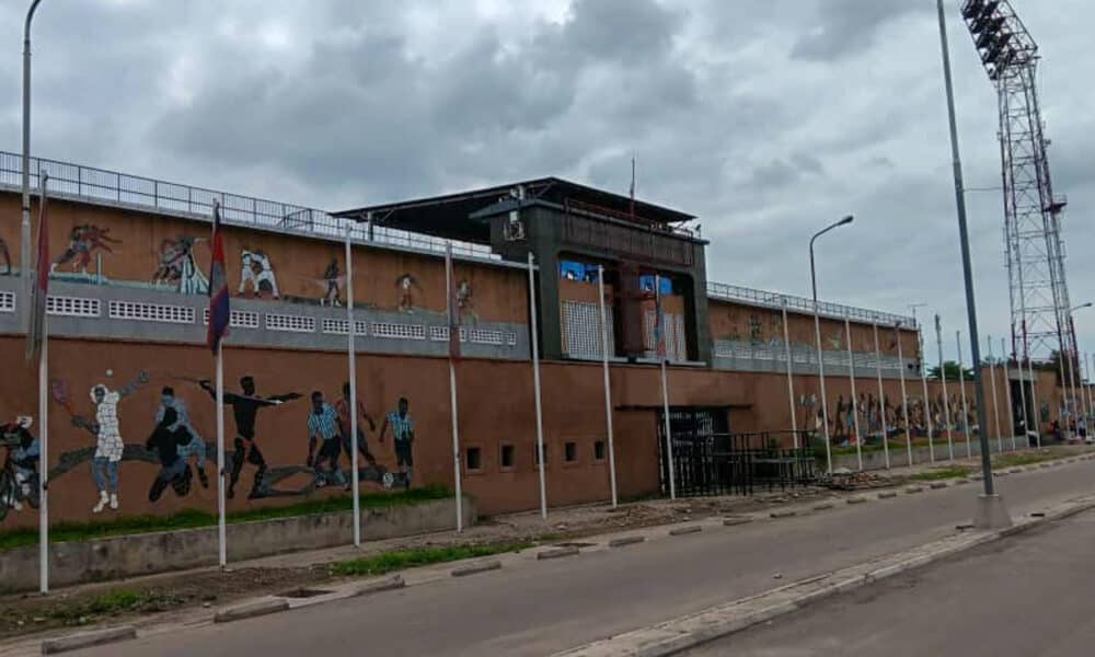 El estadio 20 de Mayo, hoy rebautizado Tata Raphael, donde se disputó el combate entre Muhamad Ali y George Foreman en Kinshasa hace 50 años. EFE