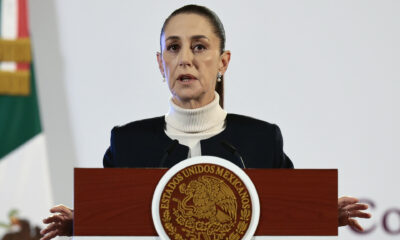 La presidenta de México, Claudia Sheinbaum, habla este martes durante su conferencia de prensa matutina en Palacio Nacional de la Ciudad de México (México). EFE/José Méndez