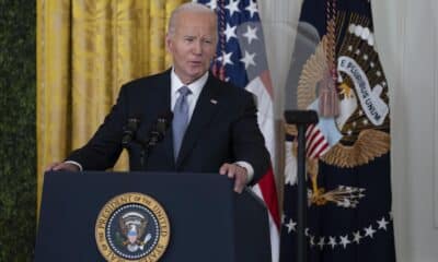 El presidente estadounidense, Joe Biden, pronuncia un discurso en una recepción nacional de artes y humanidades en la Casa Blanca en Washington, DC, EE.UU., el 21 de octubre de 2024. EFE/EPA/Chris Kleponis / POOL