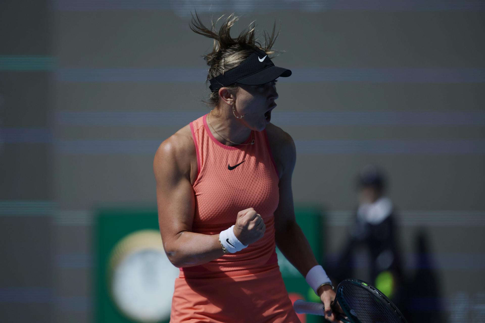 Paula Badosa, durante el torneo de tenis de Pekín. EFE/EPA/ANDRES MARTINEZ CASARES