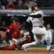 Juan Soto de los Yankees de Nueva York conecta jonrón de tres carreras durante la Serie de Campeonato de la Liga Americana de las Grandes Ligas de Béisbol (MLB). EFE/EPA/DAVID MAXWELL