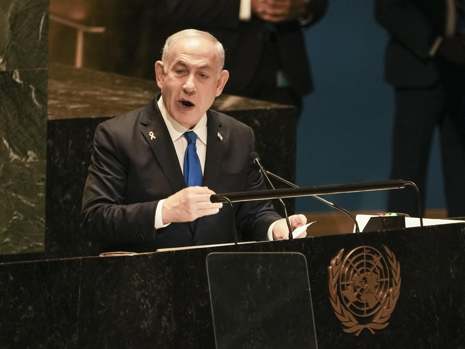 Fotografía de archivo del primer ministro israelí, Benjamin Netanyahu, durante el debate general del 79º período de sesiones de la Asamblea General de las Naciones Unidas en la Sede de la ONU en Nueva York, EE.UU., el 27 de septiembre de 2024. EFE/EPA/Stephani Spindel