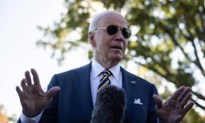 El presidente estadounidense, Joe Biden, habla con representantes de los medios antes de salir de la Casa Blanca en Washington, el 24 de octubre de 2024. EFE/EPA/TIERNEY L. CROSS / POOL