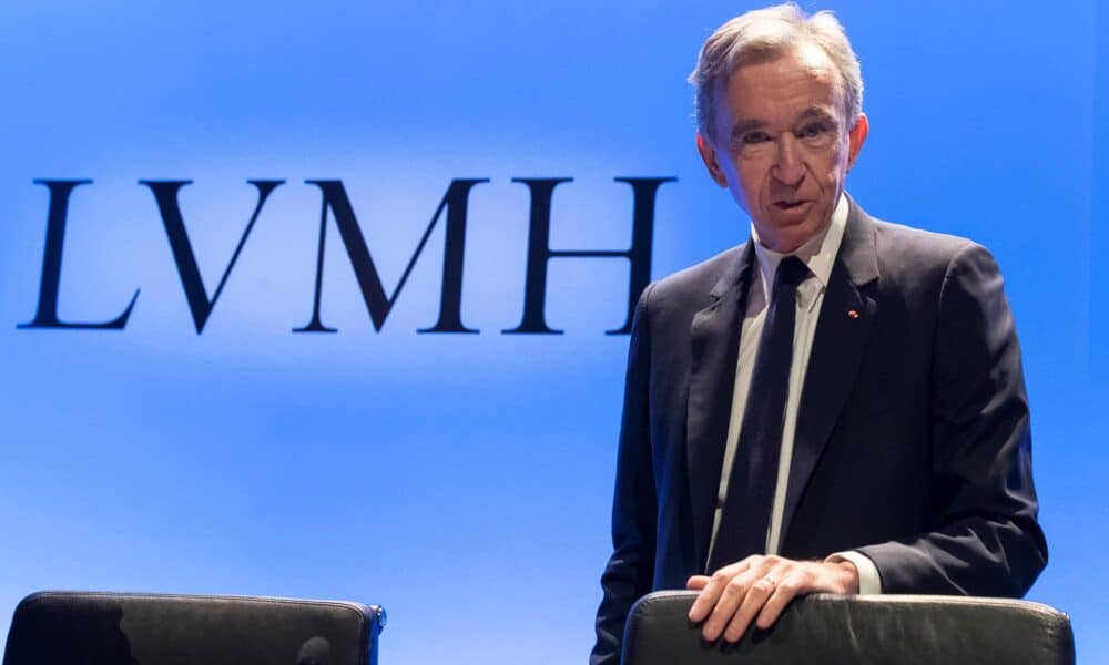 El presidente ejecutivo del grupo francés del lujo Louis Vuitton Moët Hennessy (LVMH), Bernard Arnault, en una foto de archivo. EFE/ Ian Langsdon