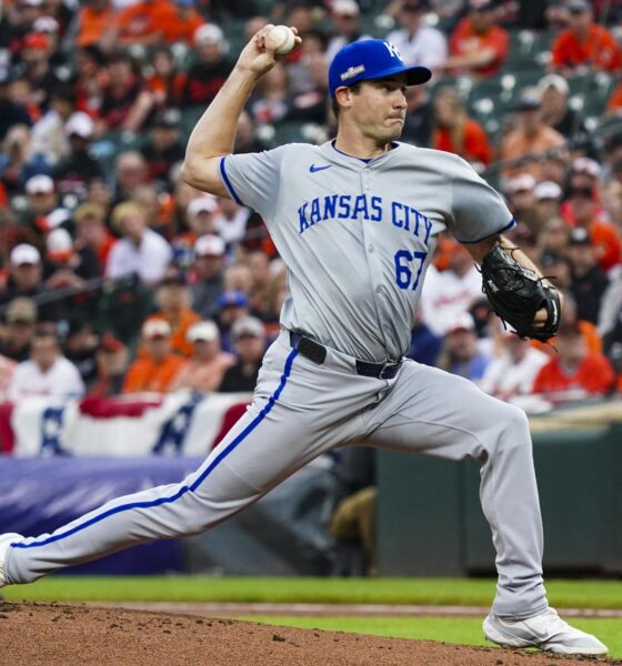 El lanzador abridor de los Reales de Kansas City, Seth Lugo, maniató este miércoles la artillería de los Orioles de Baltimore. EFE/EPA/SHAWN THEW