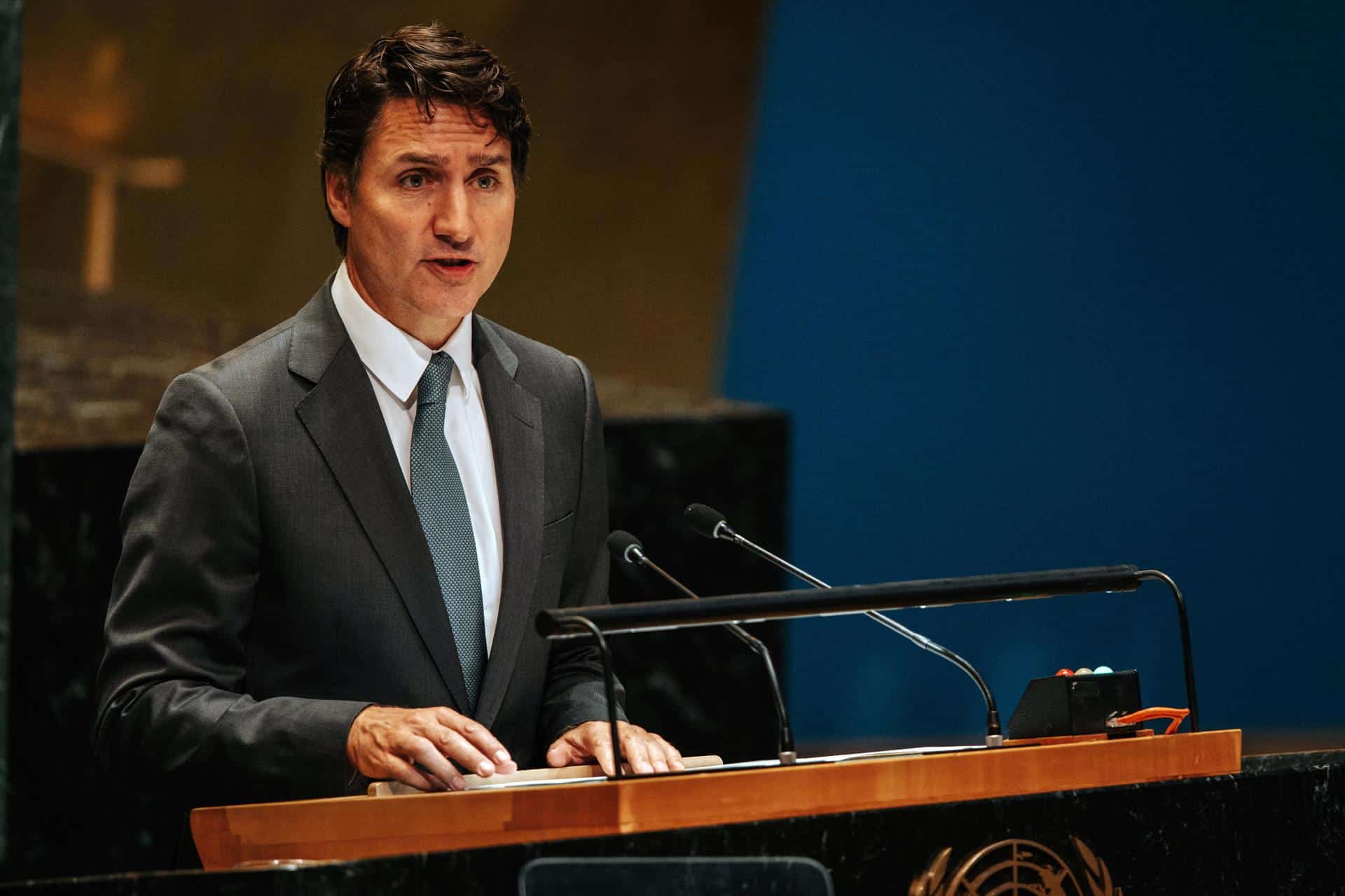 Fotografía de archivo dell primer ministro canadiense, Justin Trudeau, quien en septiembre de 2023 acusó formalmente a las autoridades indias del asesinato en el oeste de Canadá de Singh Nijjar, un líder de la minoría sij que defendía la creación de un estado independiente, llamado Jalistán, en la región del Punyab indio y que había sido calificado de terrorista por Nueva Delhi. 
 
EFE/Olga Fedrova