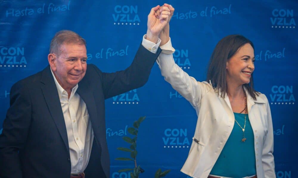 Fotografía de archivo del excandidato a la presidencia de Venezuela Edmundo González Urrutia y la líder antichavista María Corina Machado. EFE/ Henry Chirinos