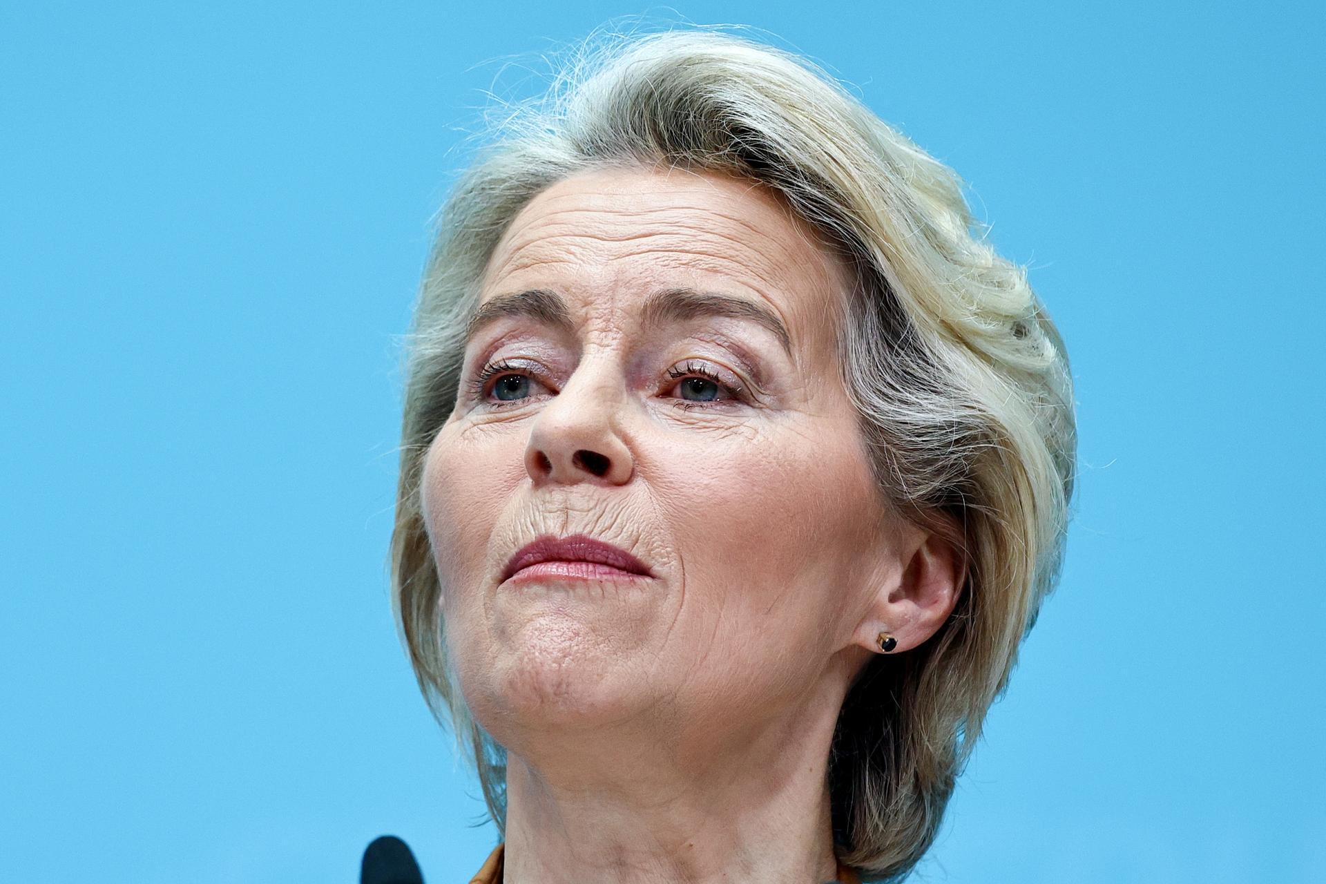 En la imagen de archivo, la presidenta de la Comisión Europea, Ursula von der Leyen. EFE/EPA/FILIP SINGER