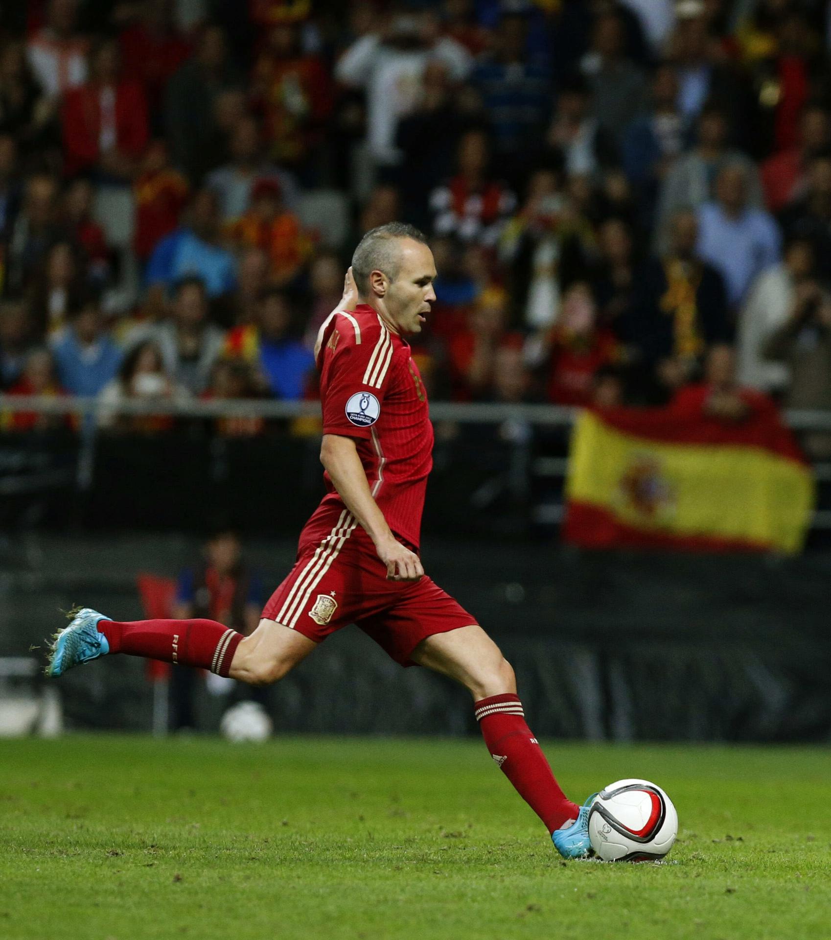 El jugador de la selección española Andrés Iniesta en foto de archivo de José Luis Cereijido. EFE