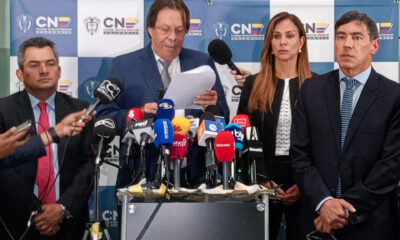 Fotografía cedida del Consejo Nacional Electoral (CNE), el magistrado César Lorduy, durante una rueda de prensa este martes, en Bogotá (Colombia). EFE/ Consejo Nacional Electoral