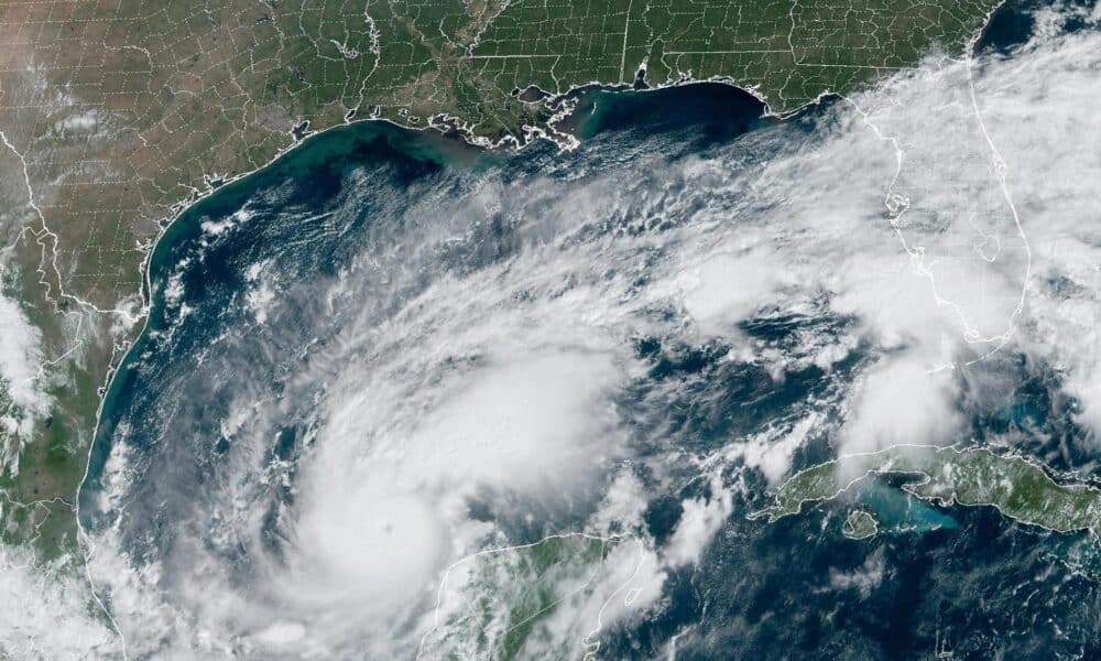 Una imagen satelital cedida por la Administración Nacional Oceánica y Atmosférica (NOAA) muestra el huracán Milton en el Golfo de México, el 7 de octubre de 2024. EFE/NOAA/