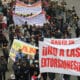 Fotografía de archivo del 26 de septiembre de 2025 de transportistas que se manifiestan durante una protesta en Lima (Perú). EFE/Paolo Aguilar