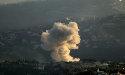 Columna de humo tras un ataque israelí en la villa de Kafr Kila, en el sur del Líbano. EFE/STR