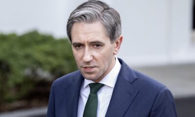 El Taoiseach (primer ministro) Simon Harris de Irlanda hace declaraciones a la prensa afuera de la Casa Blanca después de reunirse con el presidente de los Estados Unidos, Joe Biden, en Washington, DC, EE. UU., 09 de octubre de 2024. (Irlanda, Estados Unidos) 
EFE/EPA/RON SACHS/POOL