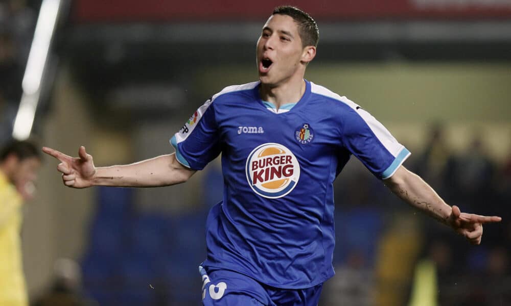 El centrocampista francés del Getafe, Abdelaziz Barrada, celebra un gol en un partido de liga el 12/03/2012. EFE/Domenech Castelló.