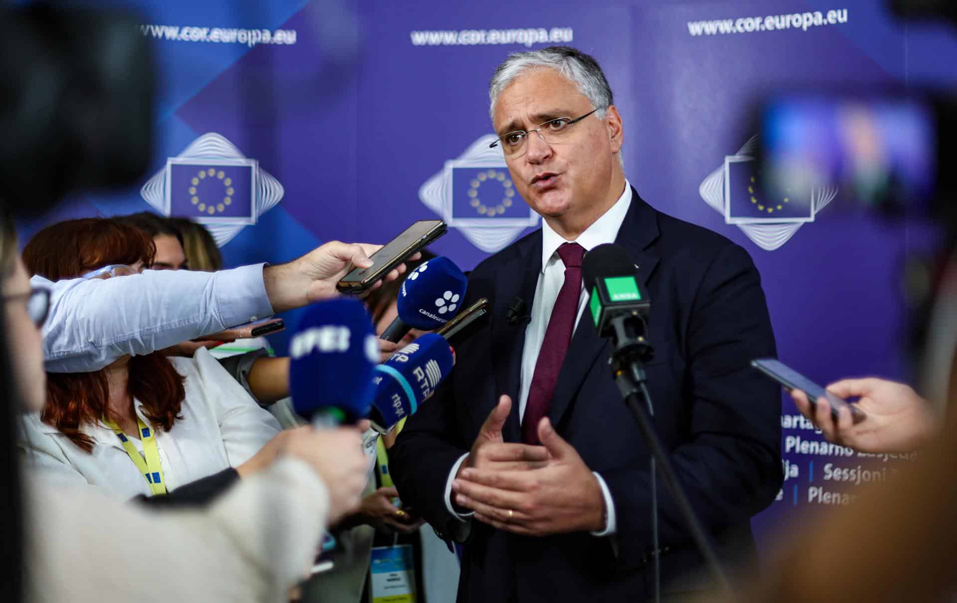 El presidente del Comité Europeo de las Regiones, Vasco Cordeiro, en Bruselas. EFE/EPA/OLIVIER HOSLET