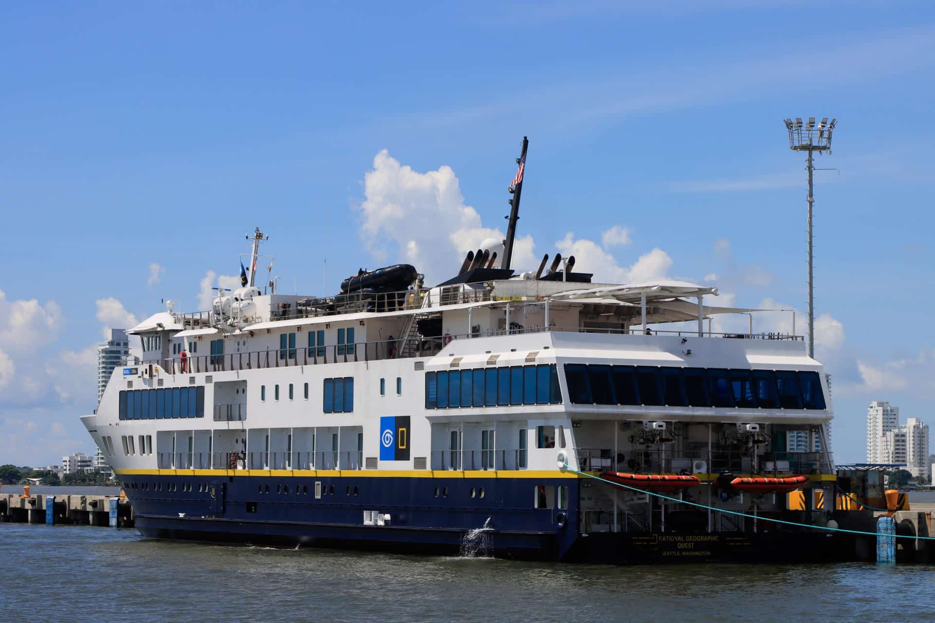 Fotografía de archivo de un crucero turístico en Cartagena de Indias (Colombia). EFE/Ricardo Maldonado Rozo