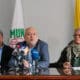 Los exintegrantes del secretariado de las FARC, Carlos Carlos Antonio Lozada (c), Rodrigo Granda (d) y Pablo Catatumbo (i) hablan este miércoles durante una rueda de prensa en Bogotá (Colombia). EFE/ Carlos Ortega