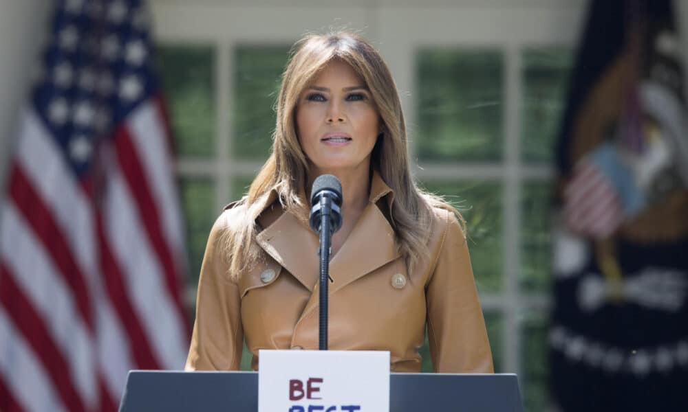 Fotografía de archivo de la ex primera dama estadounidense Melania Trump. EFE/ Michael Reynolds ARCHIVO