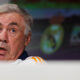 El entrenador del Real Madrid, Carlo Ancelotti durante la rueda de prensa posterior al entrenamiento en la Ciudad Deportiva de Valdebebas. EFE/Sergio Pérez