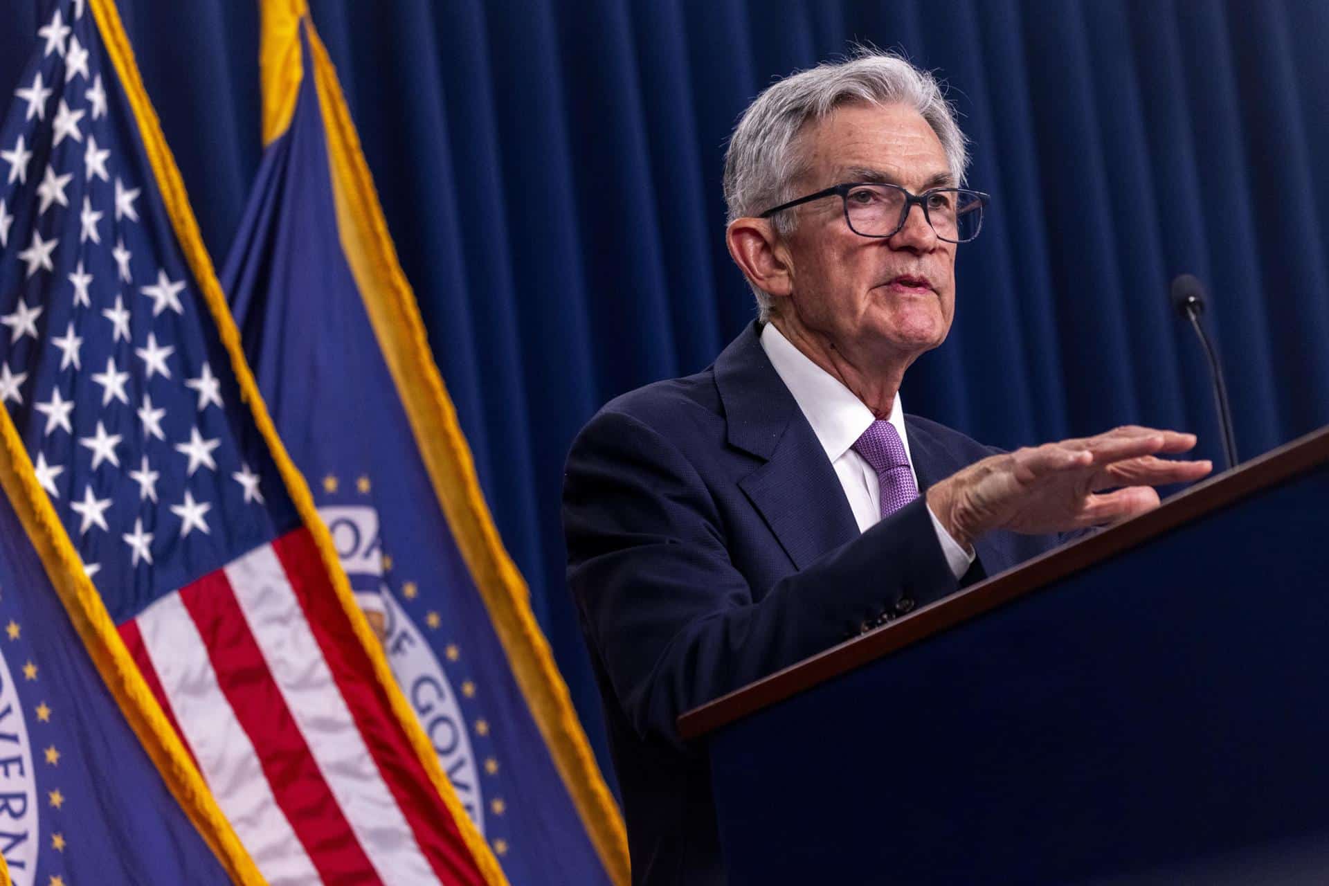 Fotografía de archivo en donde se ve al presidente de la Reserva Federal de Estados Unidos, Jerome Powell. EFE/SHAWN THEW