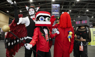 Cosplayers posan para una foto este 10 de octubre de 2024, en el Salón del Ocio y la Fantasía (SOFA 2024) en Corferias en Bogotá (Colombia). EFE/ Carlos Ortega