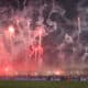 Fotografía de los fuegos artificiales en el estadio Monumental de Buenos Aires durante los actos protocolarios en la semifinal de la Copa Libertadores entre River Plate y Atlético Mineiro. EFE/ Juan Ignacio Roncoroni