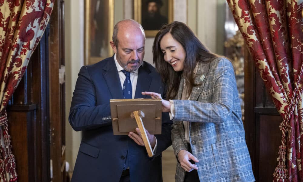 La vicepresidenta argentina, Victoria Villarruel, se reúne en Madrid con el presidente del Senado español durante su visita a España.EFE/ Fernando Villar