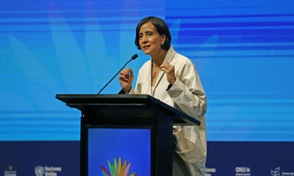 La ministra de Ambiente y Desarrollo Sostenible de Colombia, Susana Muhamad, pronuncia un discurso durante la inauguración de la COP16 este domingo, en Cali (Colombia). EFE/ Mauricio Dueñas Castañeda