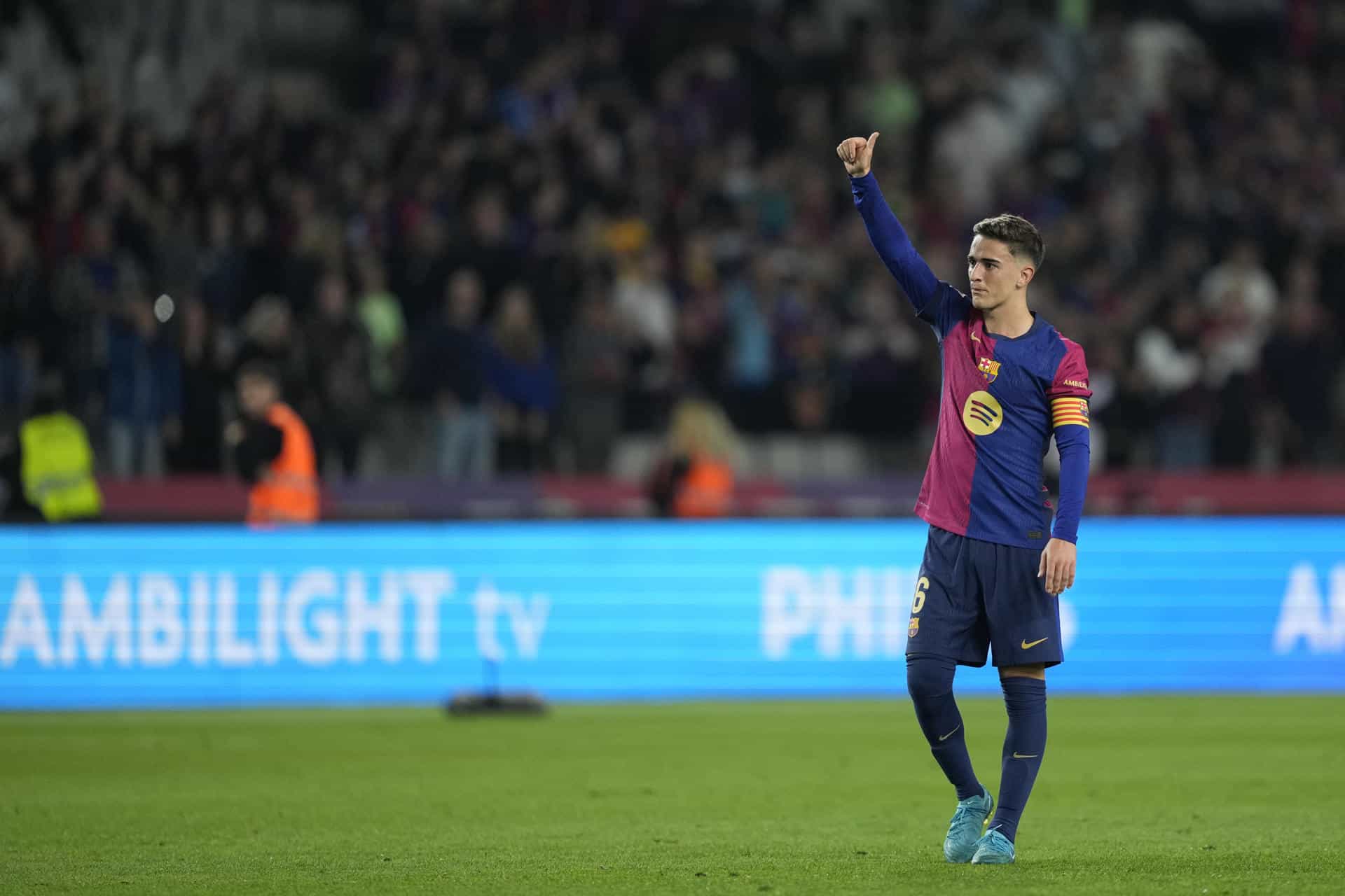 El centrocampista del Barcelona Gavi, al término del partido de LaLiga que FC Barcelona y Sevilla FC han disputado este domingo en el estadio Lluis Companys. EFE/Alejandro García