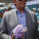 Fotografía de archivo del 4 de septiembre de 2022 del ex beisbolista mexicano Fernando Valenzuela durante una Clínica de Béisbol en el estadio Fray Nano, en Ciudad de México (México). EFE/ Isaac Esquivel