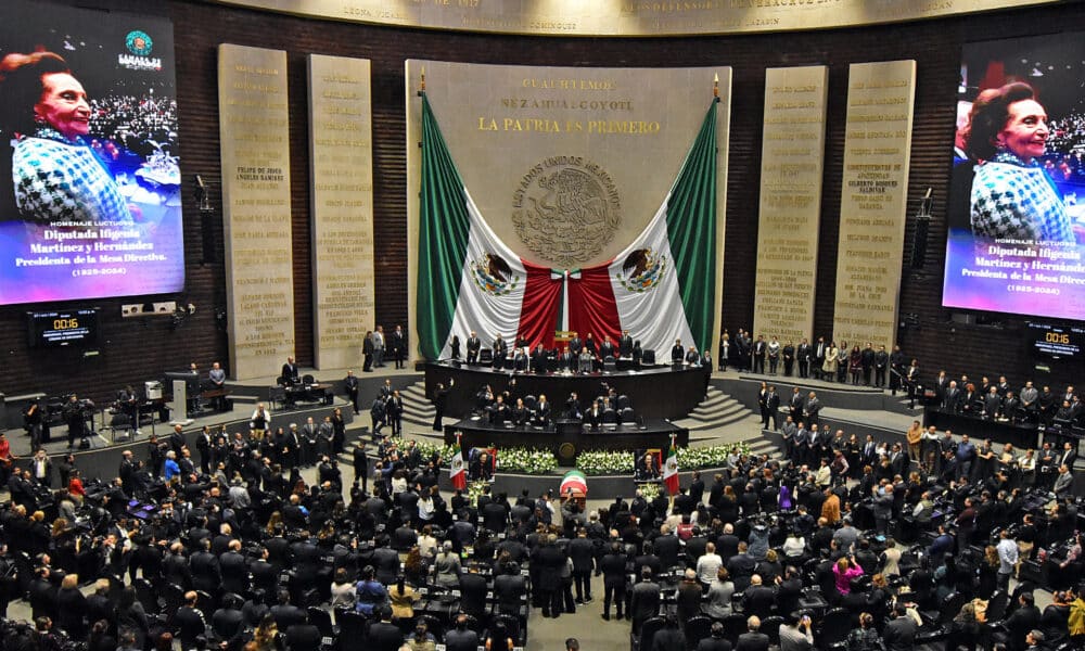 Fotografía cedida este lunes por la Cámara de Diputados durante un homenaje póstumo a la política mexicana Ifigenia Martínez en la Ciudad de México (México). EFE/Cámara de Diputados/SOLO USO EDITORIAL/SOLO DISPONIBLE PARA ILUSTRAR LA NOTICIA QUE ACOMPAÑA (CRÉDITO OBLIGATORIO)