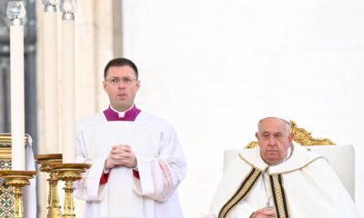 El papa Francisco dirige la misa de apertura de la 16.ª Asamblea General Ordinaria del Sínodo de los Obispos, en el Vaticano, el 2 de octubre de 2024. EFE/EPA/MAURIZIO BRAMBATTI