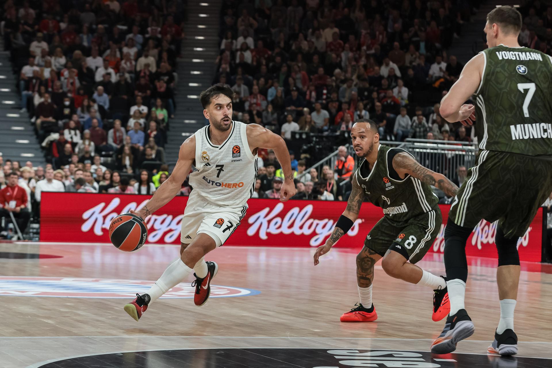 El jugador del Real Madrid, Facundo Campazzo, durante el partido ante el Bayern. EFE/EPA/LEONHARD SIMON