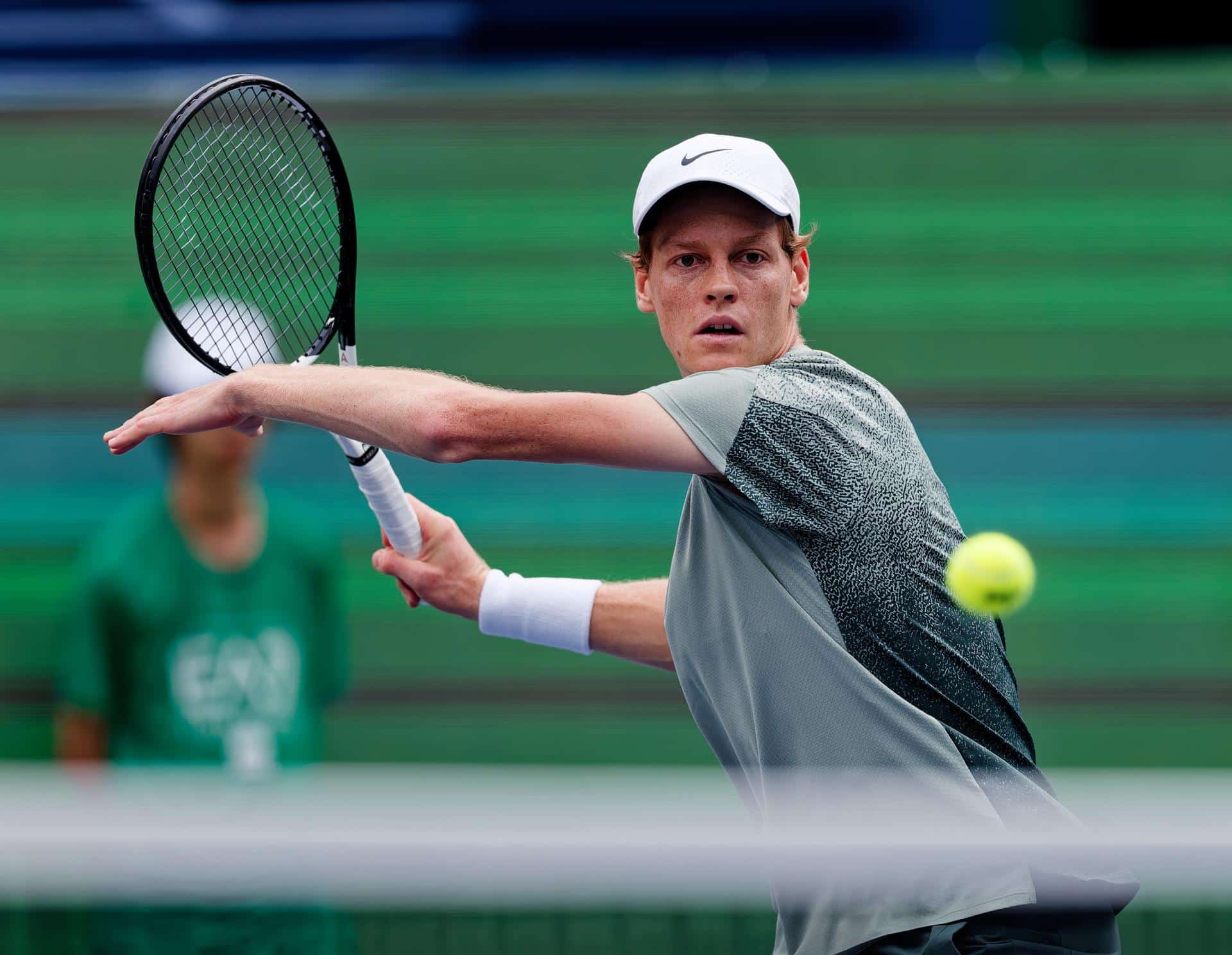 Jannik Sinner, en el Masters 1.000 de Shanghái. EFE/EPA/ALEX PLAVEVSKI