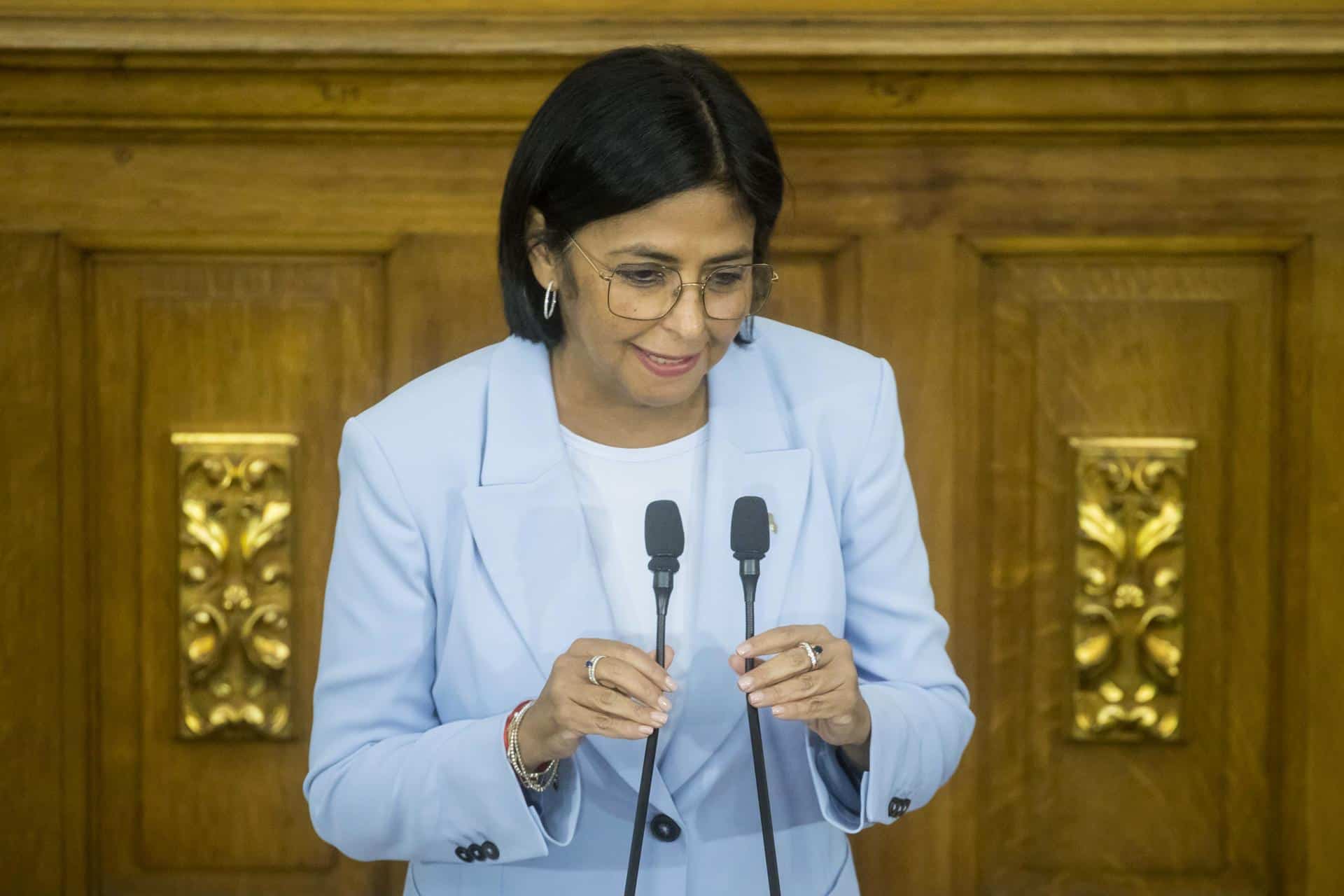 Fotografía de archivo en donde se ve a la vicepresidenta ejecutiva de Venezuela, Delcy Rodríguez. EFE/ Miguel Gutiérrez