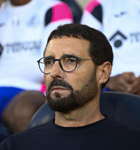 El entrenador del Getafe, José Bordalás, antes del partido de la décima jornada de LaLiga EA Sports que Villarreal CF y Getafe CF disputan este domingo en el estadio de la Cerámica. EFE/Andreu Esteban